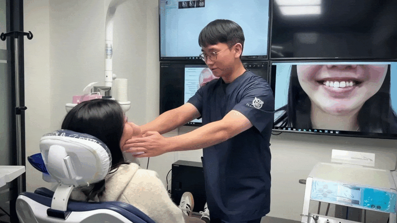 골격, 피부, 근육을 고려한 다층 입체 분석 | 스마일 라인 분석